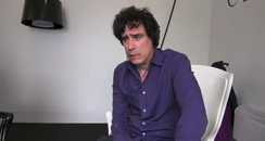Stephen Mangan 